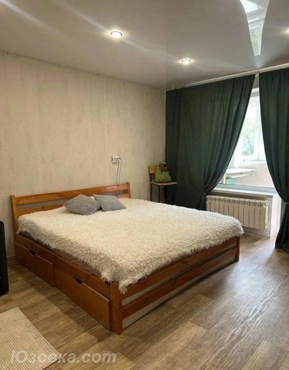 2-комн. квартира, 48м², с мебелью, 2/9 эт., ДОНЕЦК