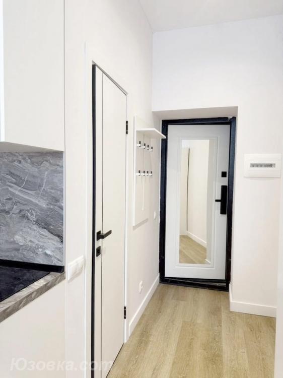 студия квартира, 32м², с мебелью, 2/5 эт., ДОНЕЦК