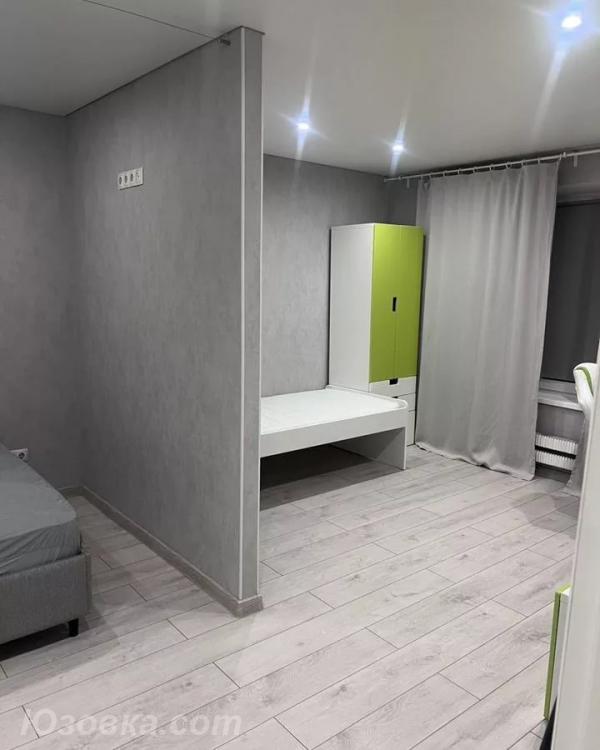 студия квартира, 32м², с мебелью, 4/9 эт., ДОНЕЦК