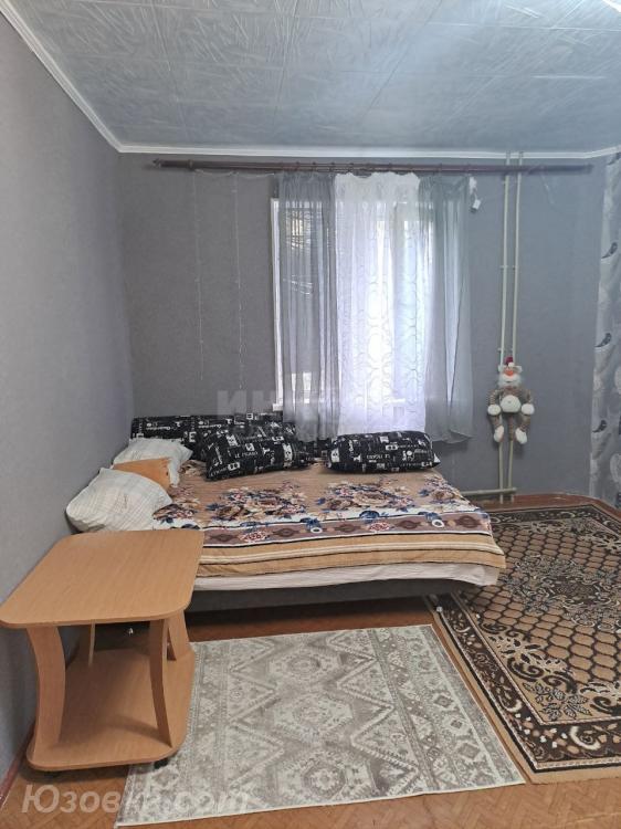 2-комн. квартира, 47 м², вторичка, 3/9 эт., ЛУГАНСК