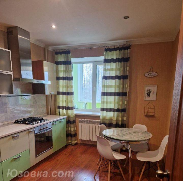 2-комн. квартира, 54м², с мебелью, 4/10 эт., ДОНЕЦК