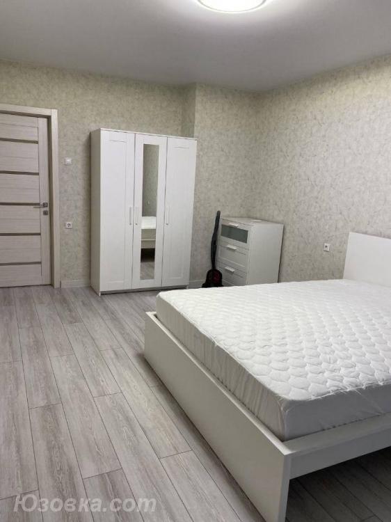2-комн. квартира, 49м², с мебелью, 2/5 эт., ДОНЕЦК