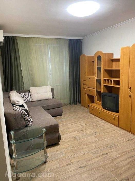 2-комн. квартира, 47м², с мебелью, 2/5 эт., ДОНЕЦК