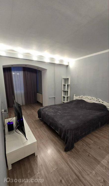 2-комн. квартира, 48м², с мебелью, 3/9 эт., ДОНЕЦК