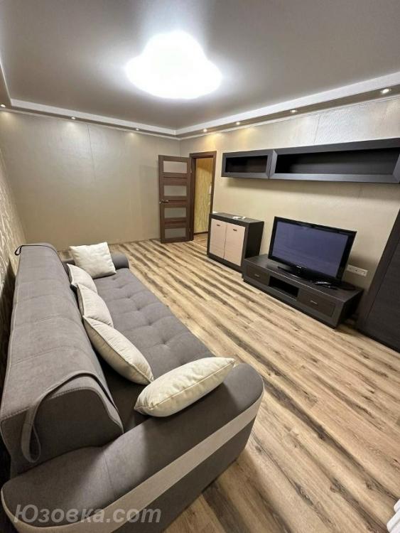 2-комн. квартира, 54м², с мебелью, 3/5 эт., ДОНЕЦК