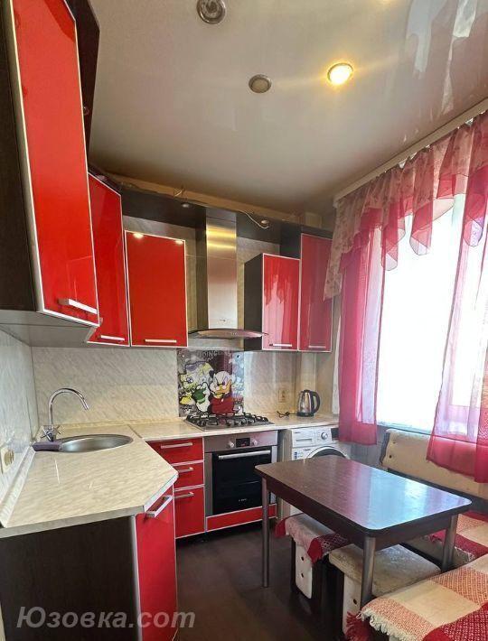 2-комн. квартира, 32м², с мебелью, 3/5 эт., ДОНЕЦК