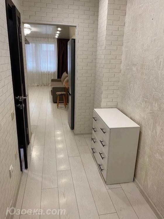 студия квартира, 38м², с мебелью, 5/9 эт., ДОНЕЦК