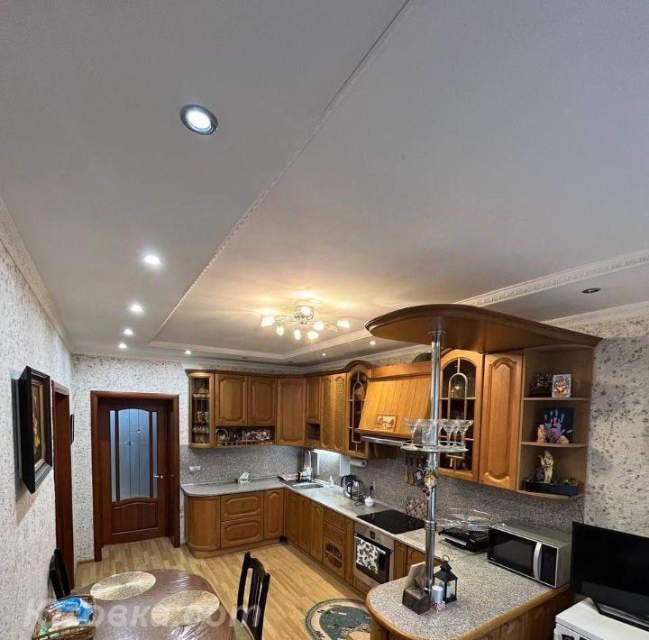 2-комн. квартира, 52м², с мебелью, 3/9 эт., ДОНЕЦК