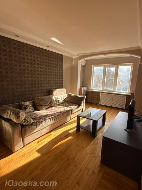 2-комн. квартира, 43м², с мебелью, 4/9 эт.