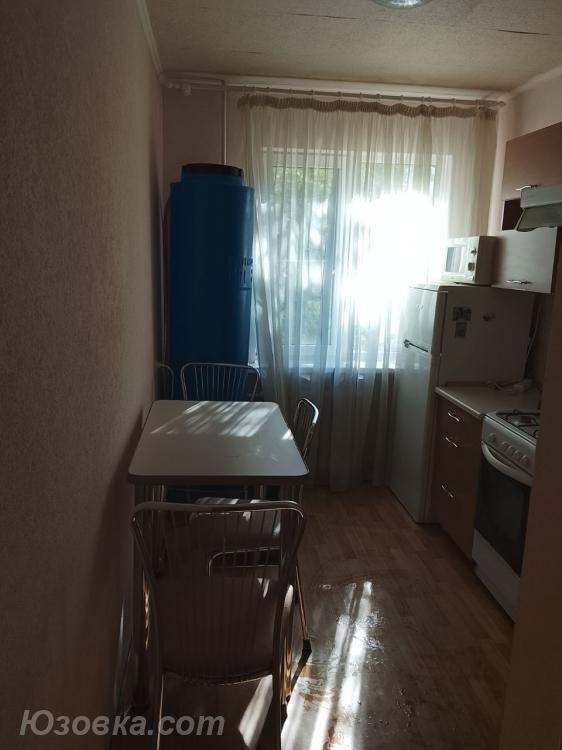 1-комн. квартира, 30м², мебель частично, 2/9 эт.