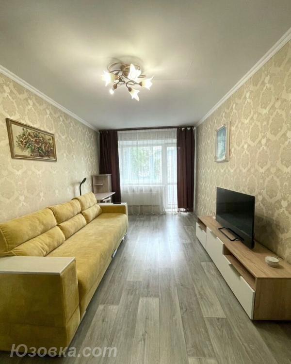 1-комн. квартира, 40м², с мебелью, 4/5 эт.