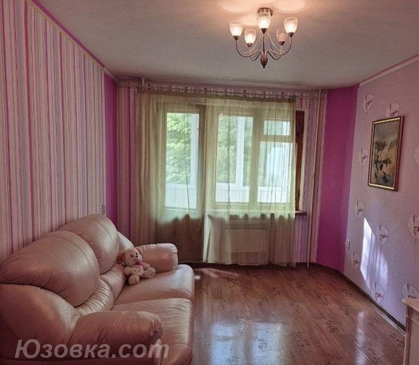 3-комн. квартира, 65 м², вторичка, 2/9 эт., ДОНЕЦК