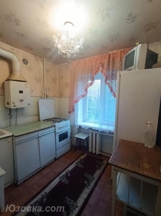 1-комн. квартира, 30 м², вторичка, 3/4 эт., ДОНЕЦК