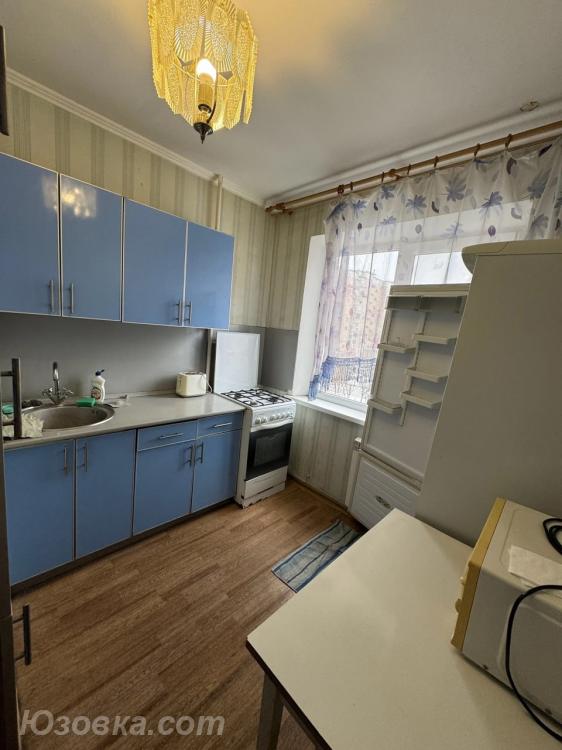2-комн. квартира, 49м², с мебелью, 3/5 эт., ДОНЕЦК