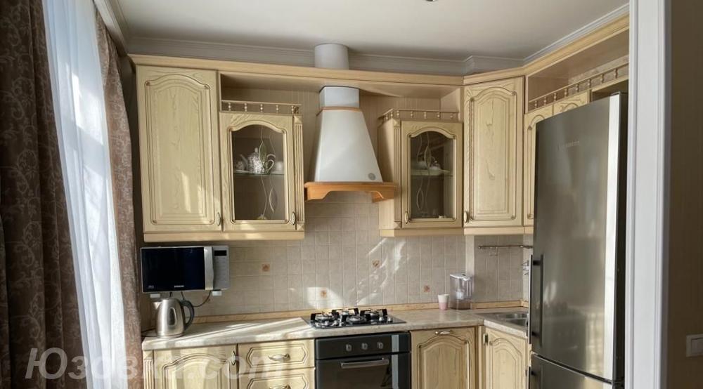 2-комн. квартира, 54м², с мебелью, 2/5 эт.