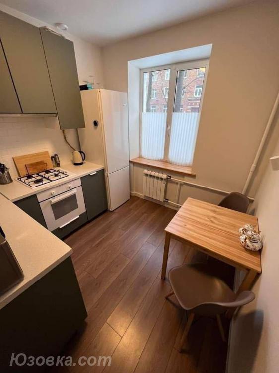 2-комн. квартира, 56м², с мебелью, 1/5 эт., ДОНЕЦК