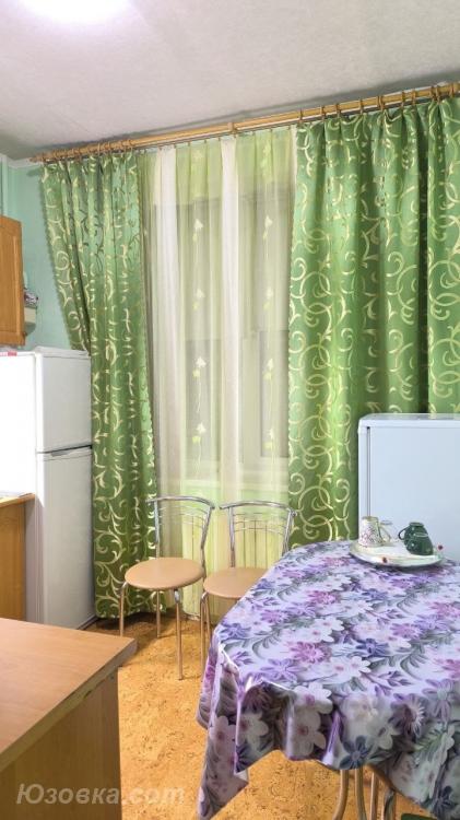 2-комн. квартира, 55м², с мебелью, 2/6 эт., ДОНЕЦК