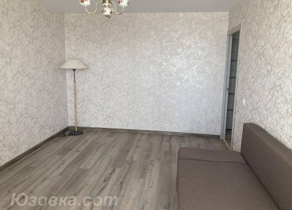 2-комн. квартира, 51м², с мебелью, 5/9 эт., ДОНЕЦК