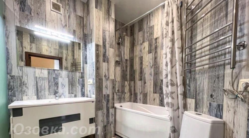 3-комн. квартира, 75м², с мебелью, 6/9 эт., ДОНЕЦК