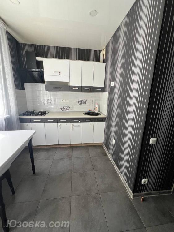 1-комн. квартира, 37м², с мебелью, 4/5 эт., Макеевка