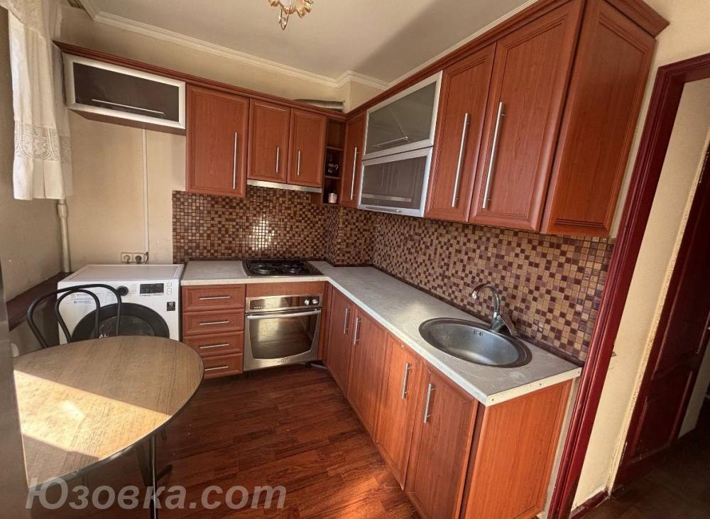 1-комн. квартира, 34м², с мебелью, 3/9 эт., ДОНЕЦК