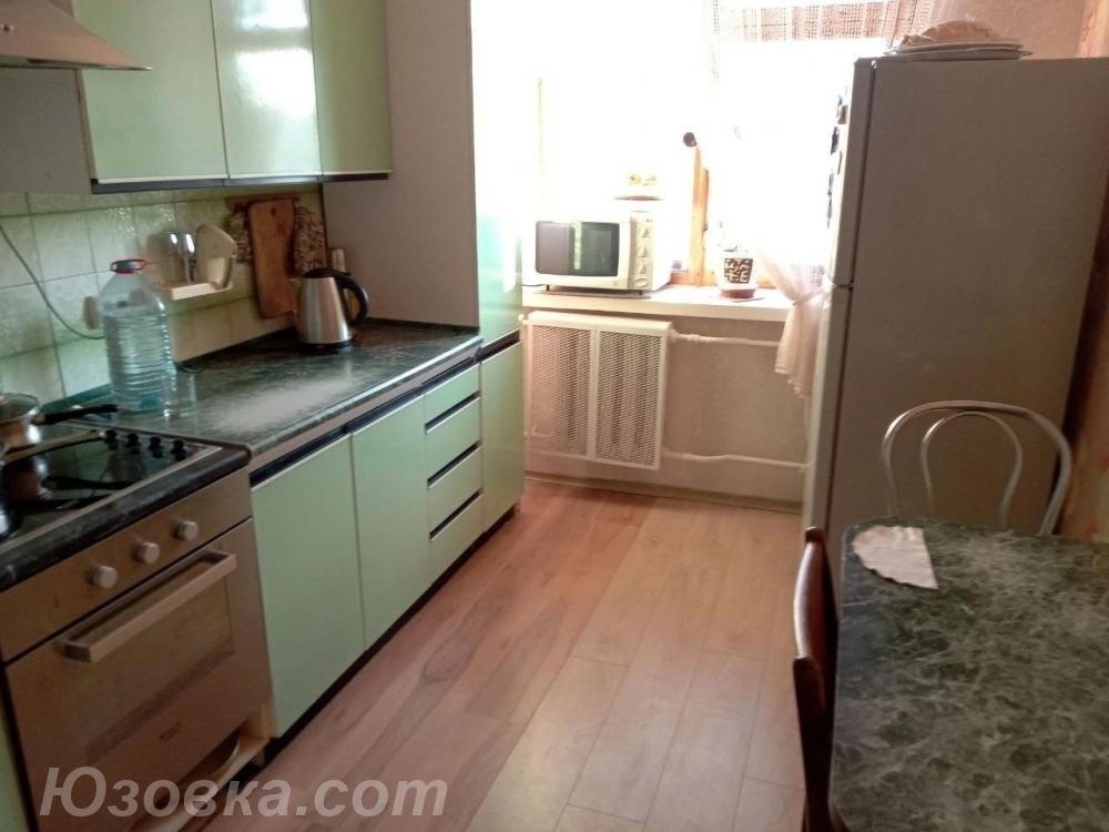 2-комн. квартира, 45м², с мебелью, 1/1 эт.