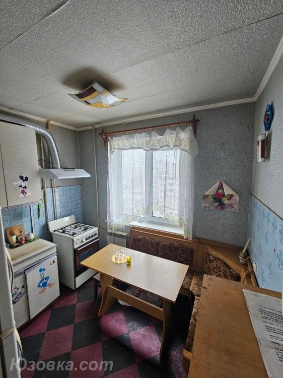3-комн. квартира, 68 м², вторичка, 7/9 эт., Макеевка