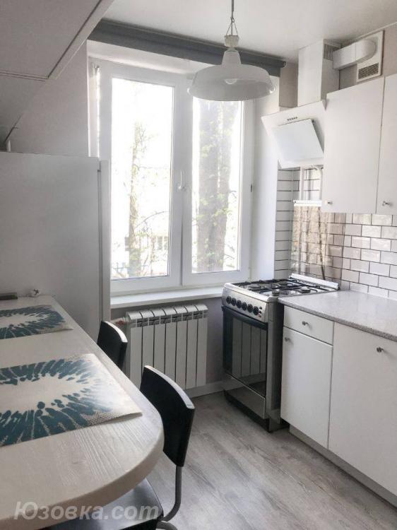 2-комн. квартира, 45м², с мебелью, 2/5 эт., ДОНЕЦК