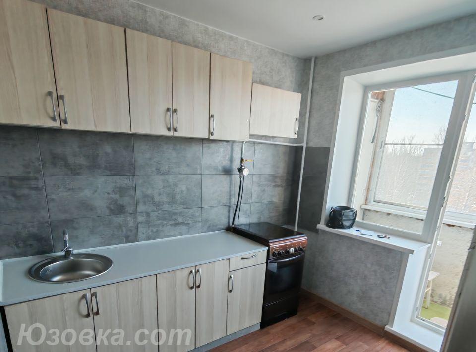 2-комн. квартира, 46м², с мебелью, 3/9 эт., ДОНЕЦК