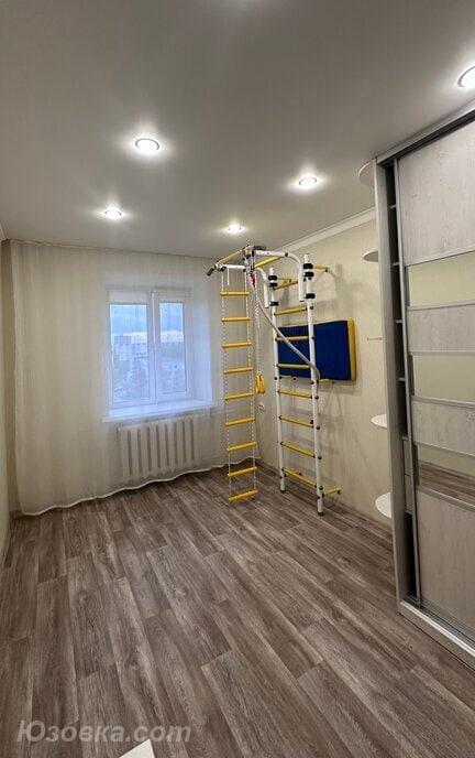 2-комн. квартира, 45м², с мебелью, 6/10 эт., ДОНЕЦК