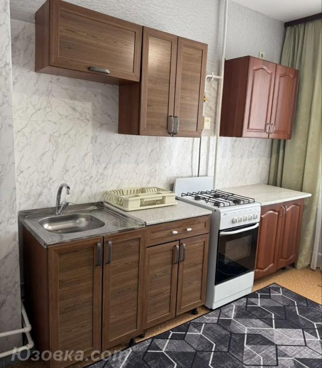 1-комн. квартира, 35м², с мебелью, 5/5 эт., ДОНЕЦК