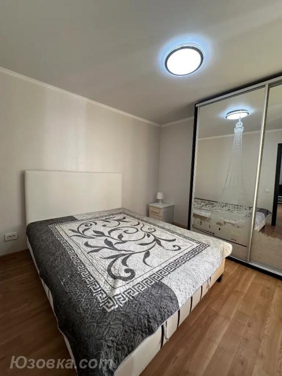 3-комн. квартира, 70м², с мебелью, 2/9 эт., ДОНЕЦК