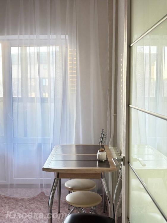 3-комн. квартира, 48м², с мебелью, 5/9 эт., ДОНЕЦК