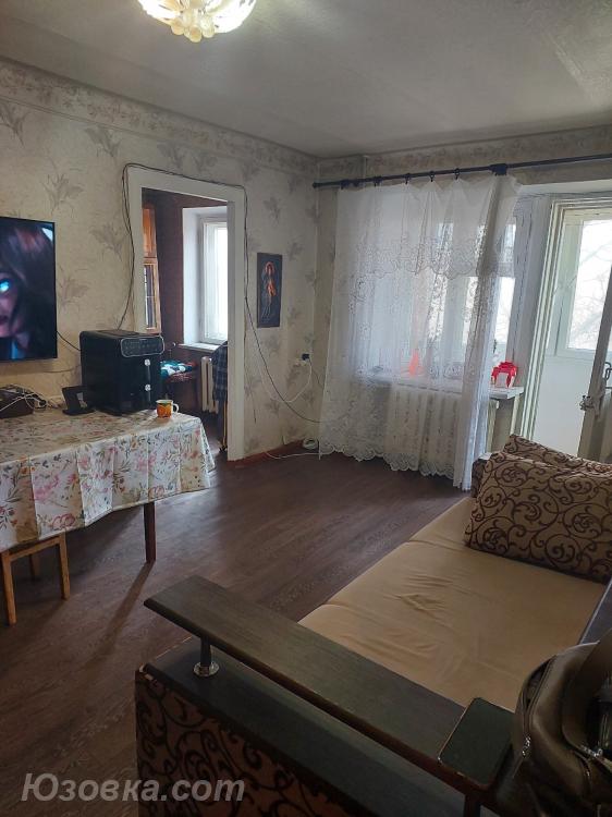 3-комн. квартира, 56 м², вторичка, 3/5 эт.