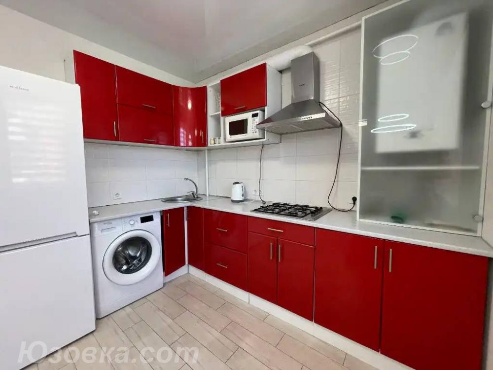 1-комн. квартира, 38м², с мебелью, 3/9 эт.