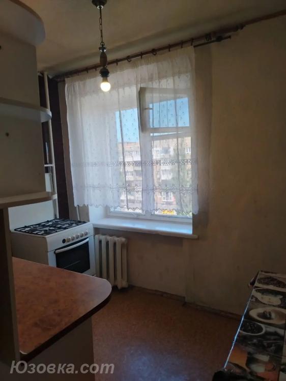 3-комн. квартира, 69 м², вторичка, 7/9 эт., Макеевка