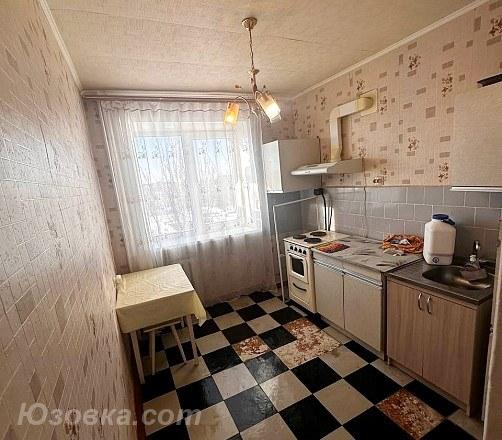 3-комн. квартира, 68 м², вторичка, 8/9 эт., ДОНЕЦК