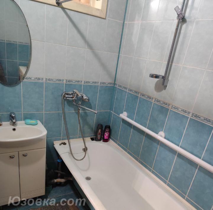 3-комн. квартира, 58м², с мебелью, 3/5 эт., ДОНЕЦК