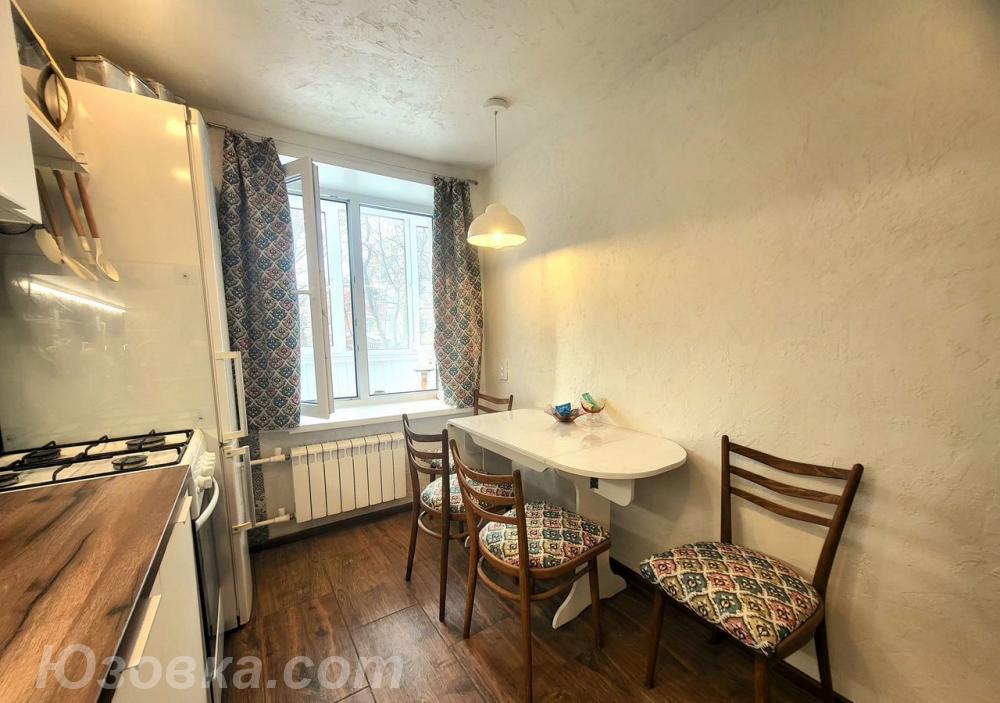 2-комн. квартира, 48м², с мебелью, 2/9 эт., ДОНЕЦК