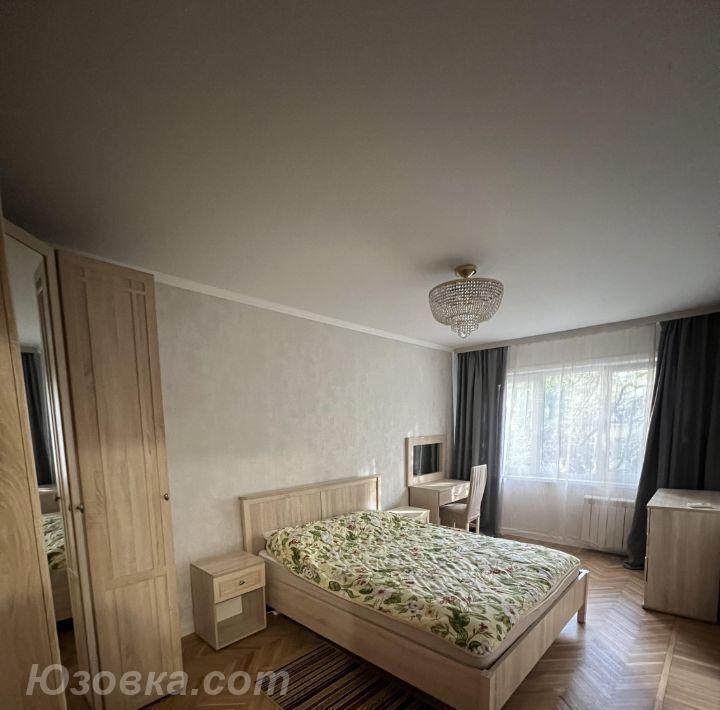 2-комн. квартира, 56м², с мебелью, 2/5 эт., ДОНЕЦК