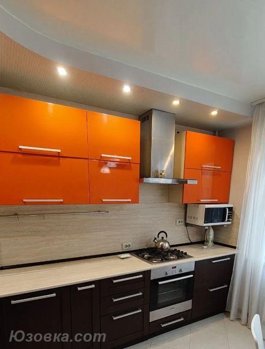 2-комн. квартира, 54м², с мебелью, 4/9 эт.