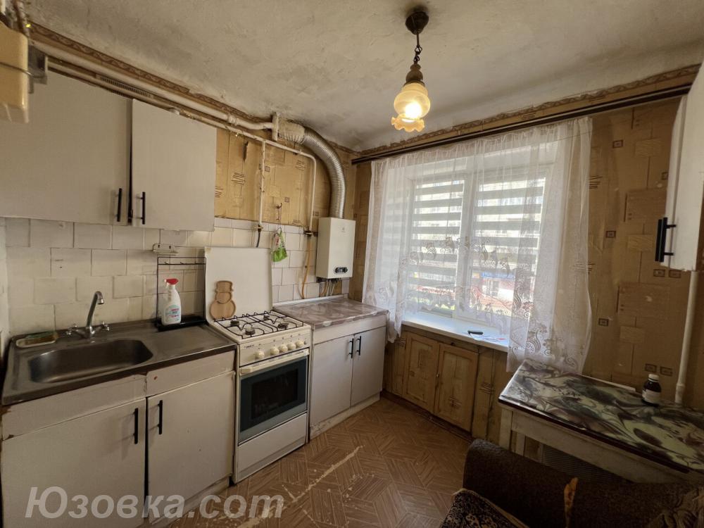 2-комн. квартира, 42м², с мебелью, 4/14 эт., ДОНЕЦК