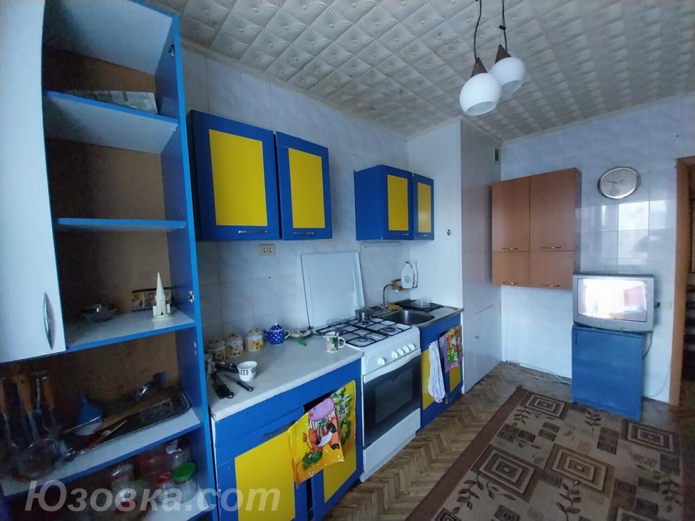 2-комн. квартира, 64м², с мебелью, 3/9 эт., ДОНЕЦК