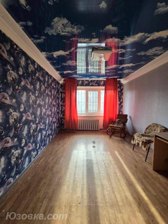 3-комн. квартира, 53 м², вторичка, 1/5 эт., ДОНЕЦК