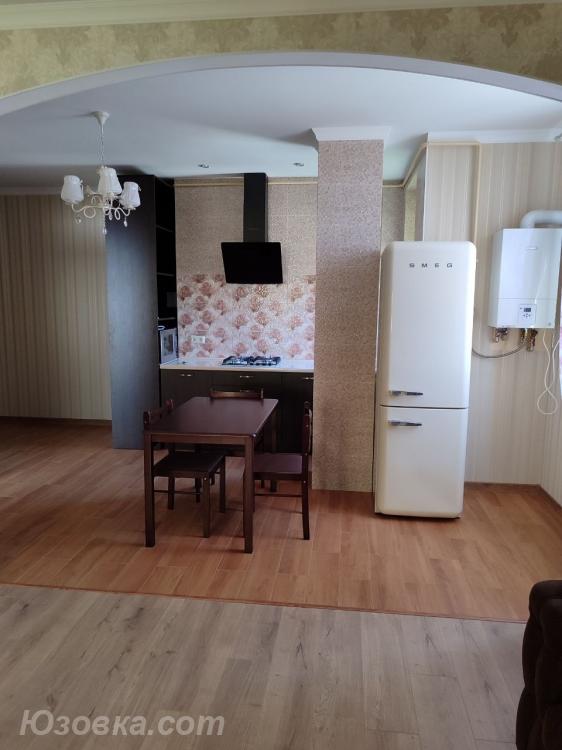 2-комн. квартира, 45м², с мебелью, 3/9 эт., ДОНЕЦК