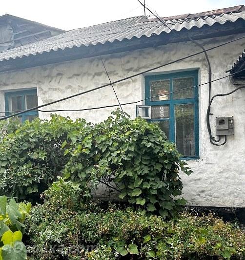 4-комн. квартира, 78 м², вторичка, 1/1 эт., ДОНЕЦК