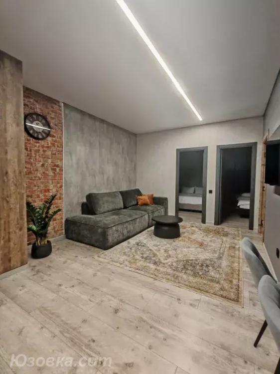 4-комн. квартира, 104м², с мебелью, 2/9 эт.