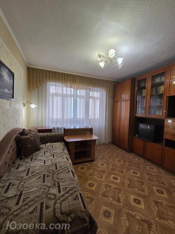 1-комн. квартира, 30 м², вторичка, 4/10 эт., ДОНЕЦК
