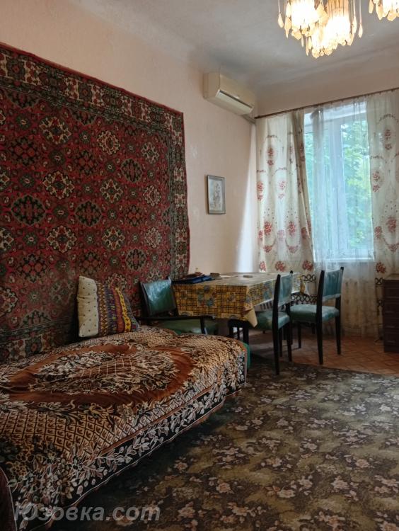 2-комн. квартира, 67 м², вторичка, 2/2 эт.