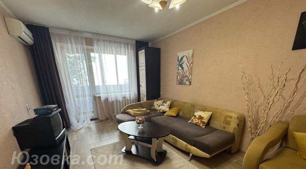 1-комн. квартира, 32м², с мебелью, 2/10 эт., ДОНЕЦК